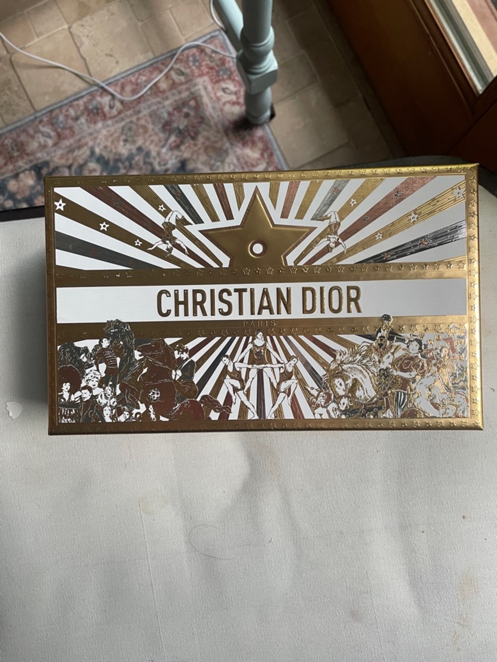 Christian Dior Gold & White Decorative Box Lipstick Sample Packing Materials - Picture 2 of 14